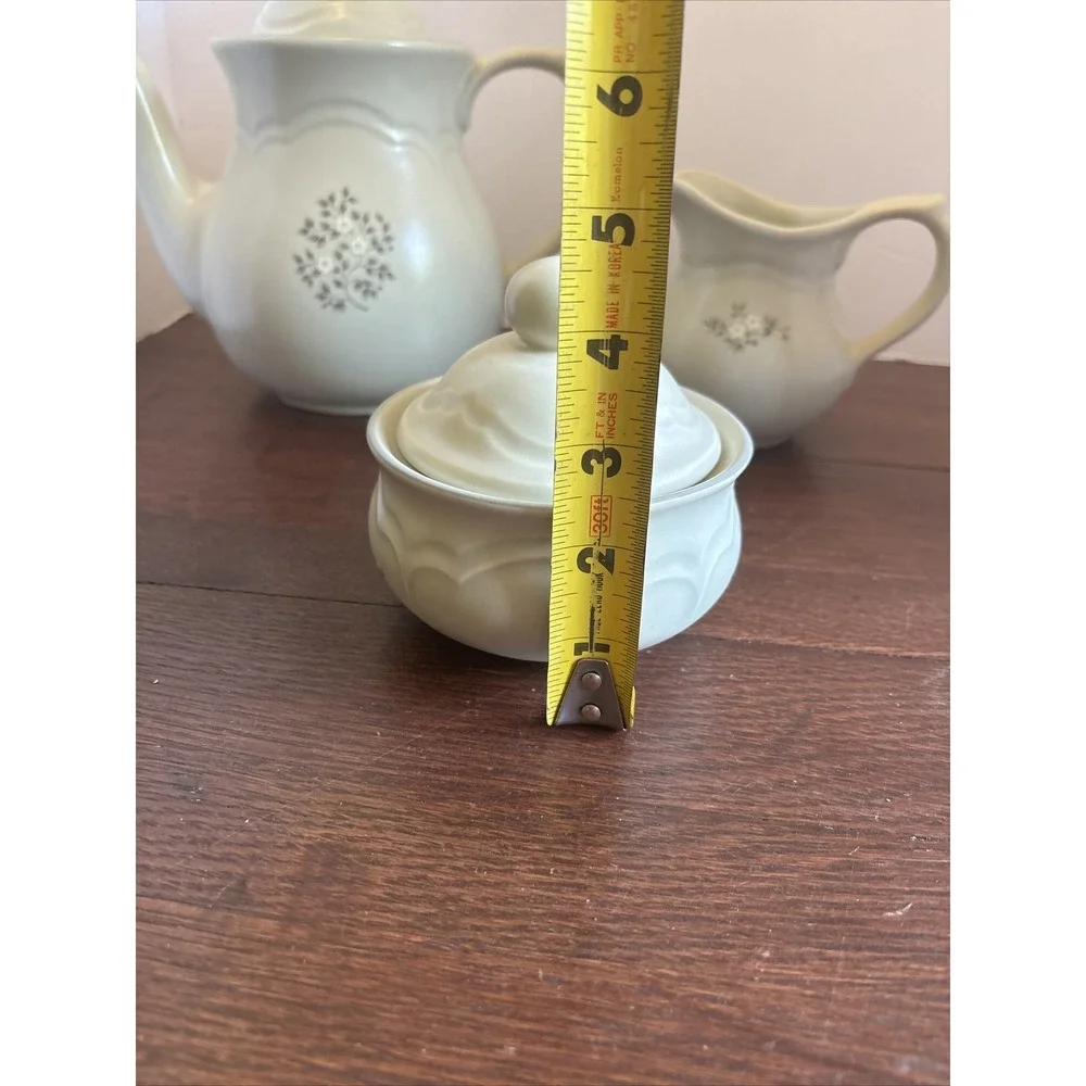 Pfaltzgraff Heirloom Beverage Tea‎ Pot w/Lid 48oz & Creamer 12oz & Sugar Bowl